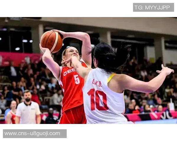 山东高个子女篮球明星的成长历程与辉煌成就探秘